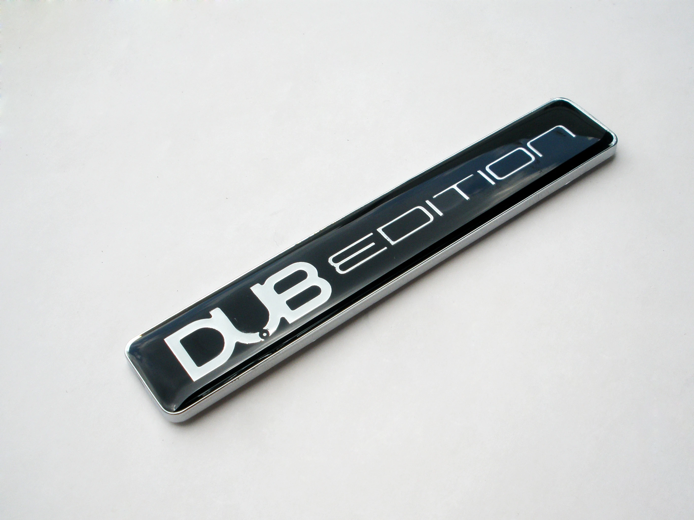 Golf Equipment Used - Emblema cromado Dub Edition para coche,